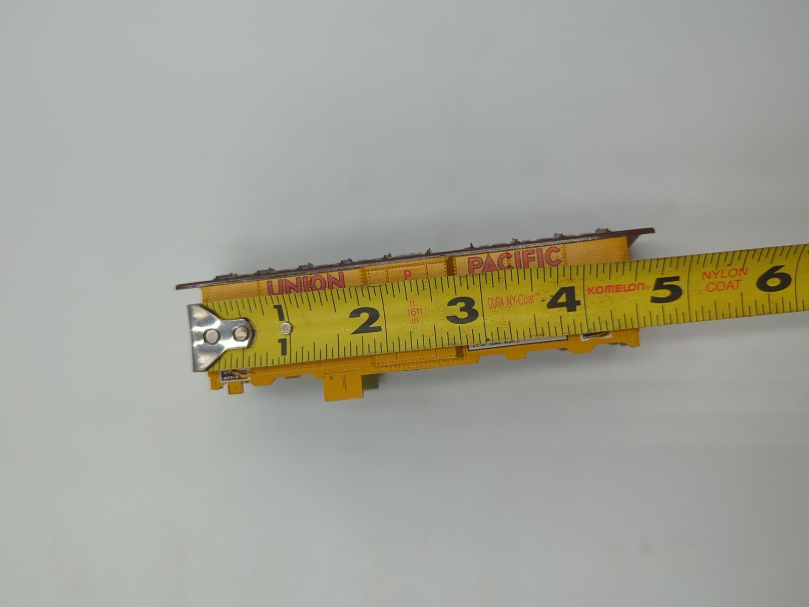 HO ATHEARN/Track One BAY WINDOW CABOOSE KIT UNION PACIFIC UP # 24573 ...