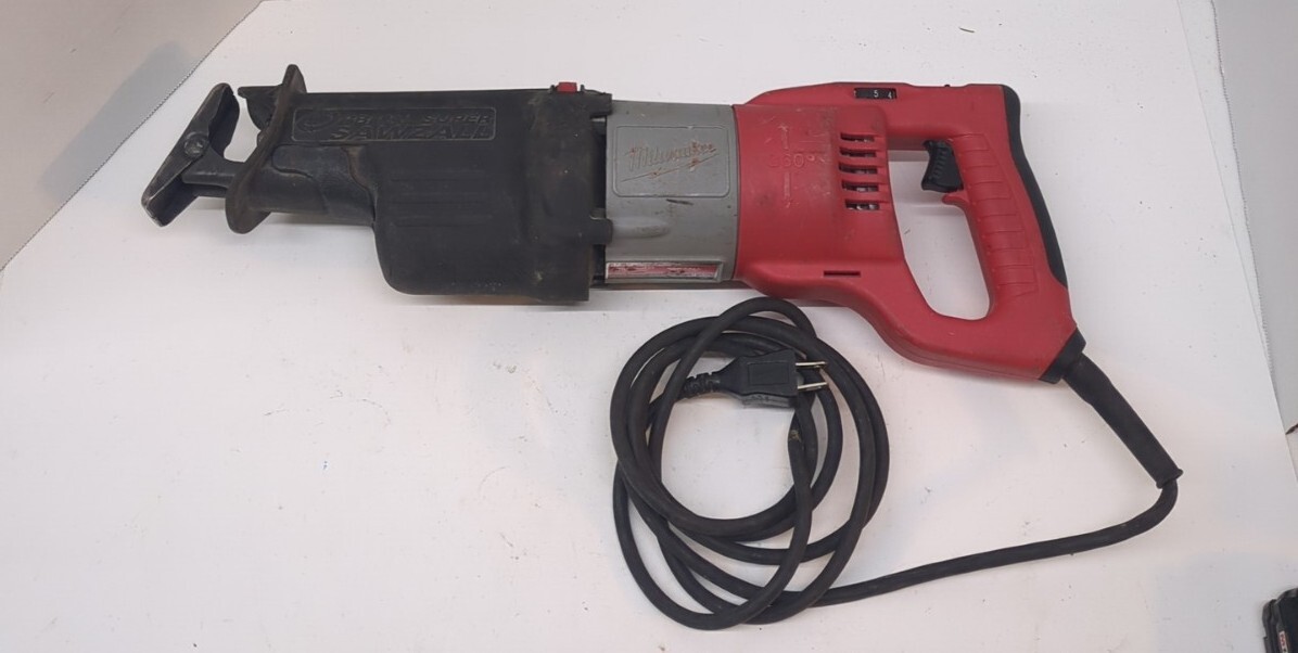 Milwaukee 652321 BROKEN 360 Degree Handle Orbital Corded Sawzall