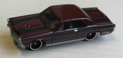 Hot Wheels 1965 Pontiac GTO auberginemetallic Multipack Exclusive HW Auto Car 65