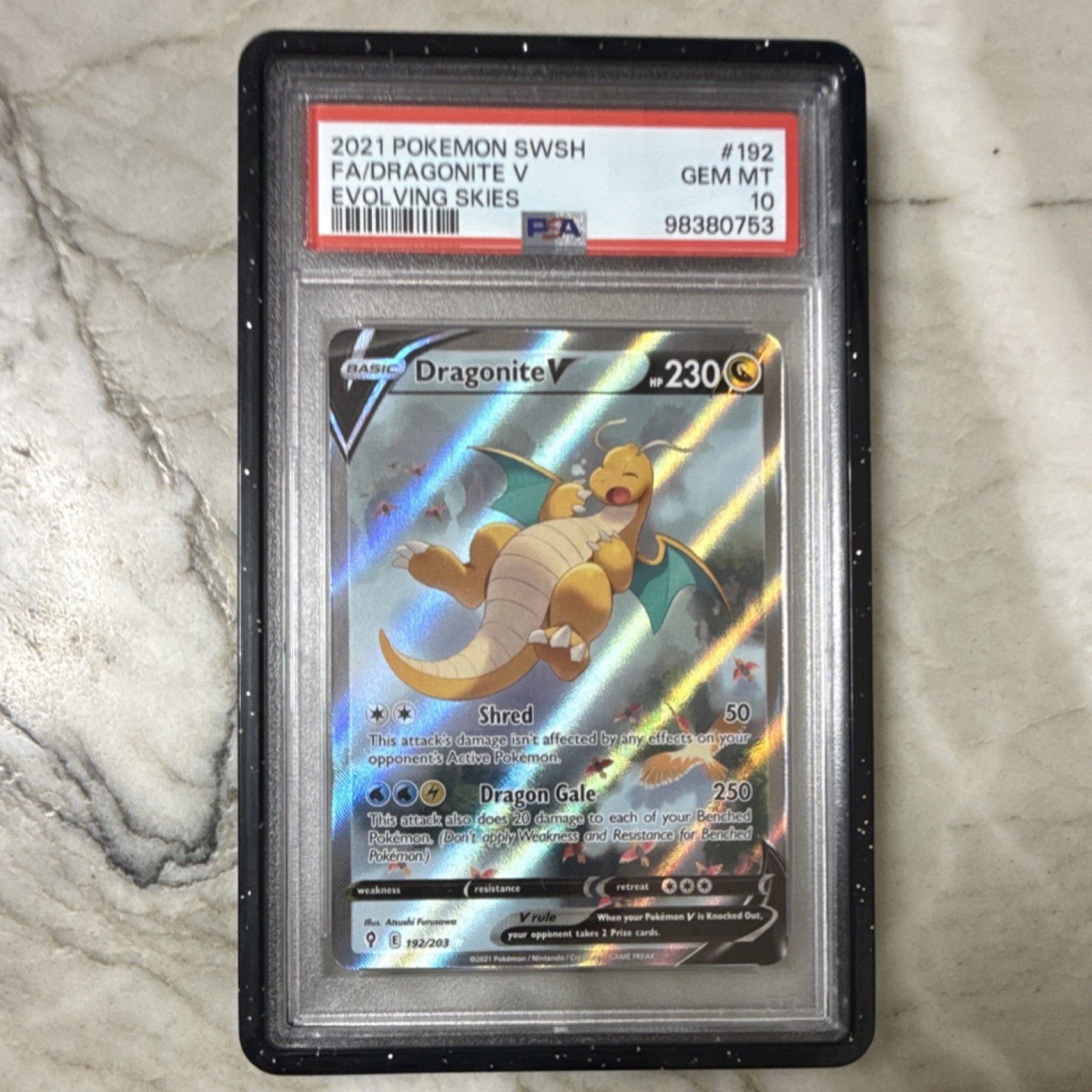 Pokémon Dragonite V 192/203 Evolving Skies Ultra Rare Full Art Holo PSA 10