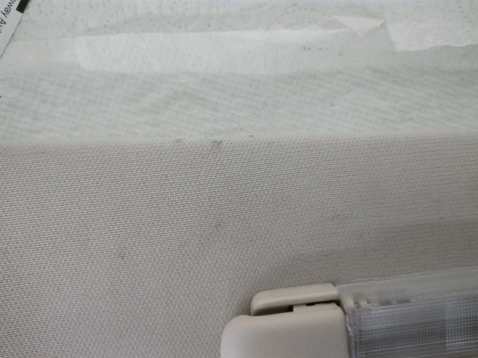 2008 09 10 Chrysler Sebring Passenger RH Sun Visor in Beige w/ Illumination - Image 2 of 4