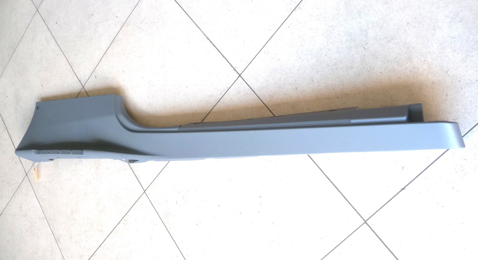 2015 Ferrari Speciale Aperta Right Rocker Panel Underdoor Molding 85399210 OEM