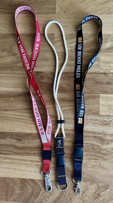 3 Orginal Sir Benni Miles Keychains rot, khaki , schwarz Oldschool Unbenutzt