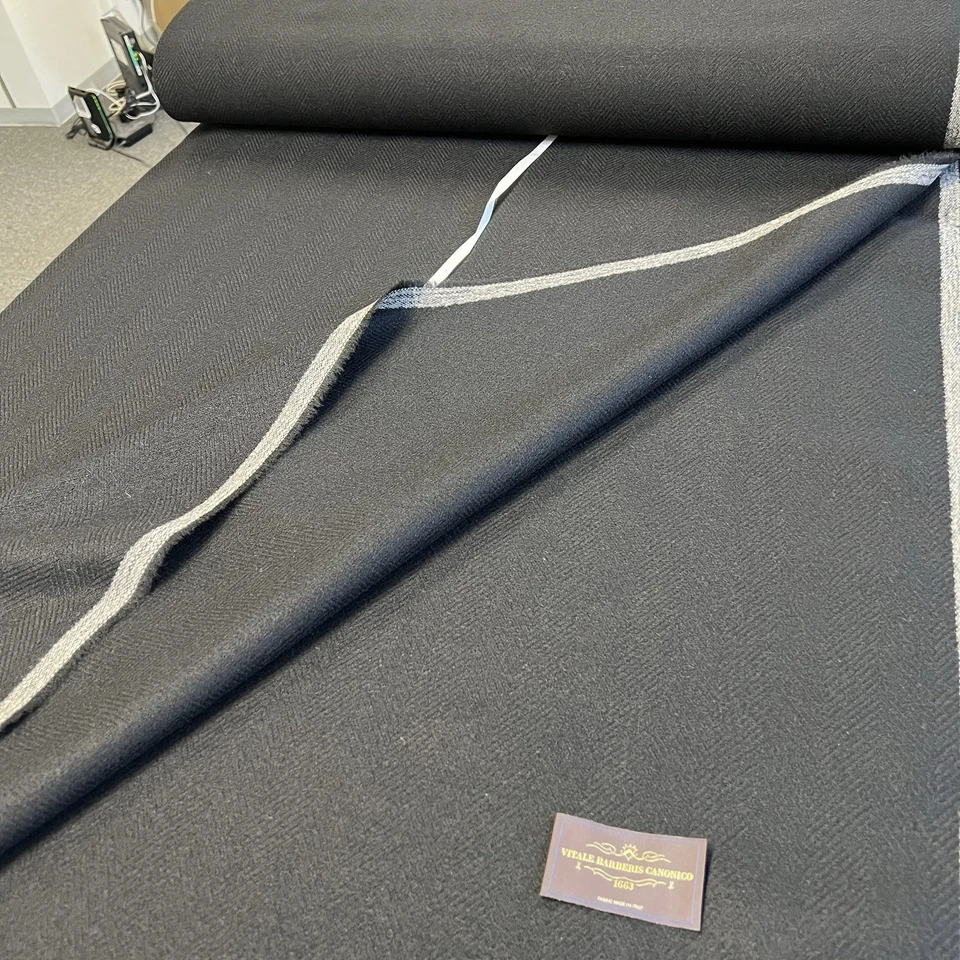 Vitale Barberis Canonico VBC 3.2m | Black Herringbone Overcoat Fabric | - Image 2 of 4