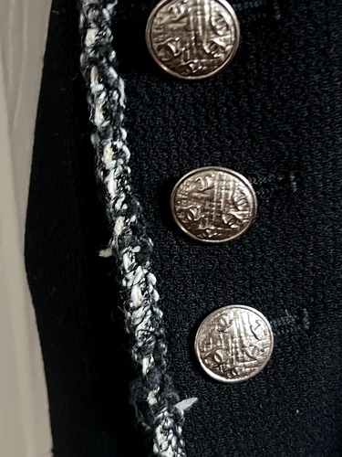 CHANEL 05C VINTAGE DEVIL WEARS PRADA NEW BLACK TWEED JACKET GOLD PATCH 42-40 - Picture 18 of 19