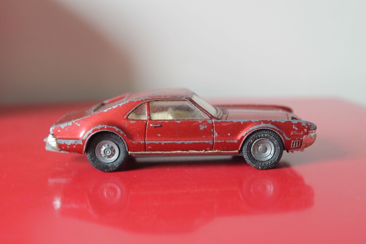 ミニカー CORGI TOYS No.276 OLDSMOBILE Toronado Corgi Toys 4.5” OLDSMOBILE TORONADO Diecast Vintage Car Red GOLDEN