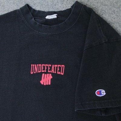 Undefeated x Champion T Shirt M 5-Strike Icon TALLY MARK Logo Streetwear Collab