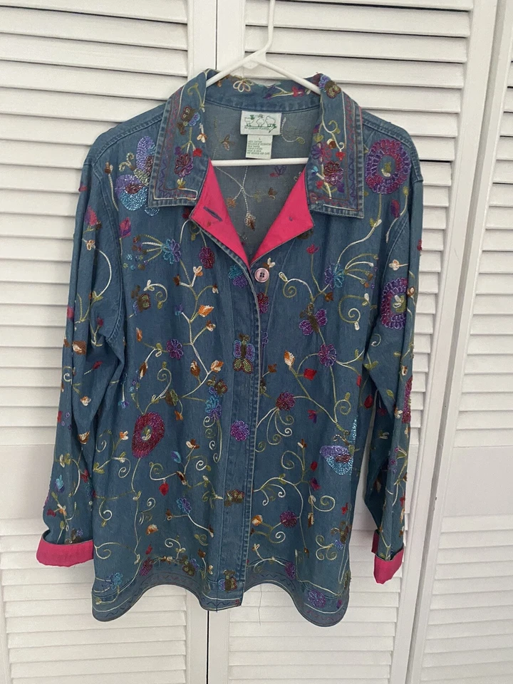 The Quacker Factory Women's Jacket Shirt Embroidered Denim Butterfly Blue Size L - Image 2 of 4