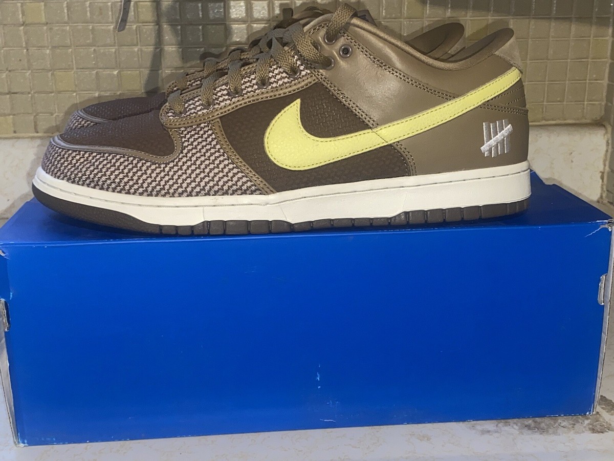 undefeated brown dunks