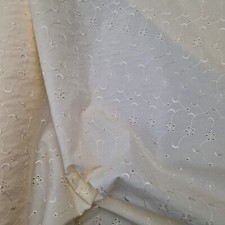 Broderie Anglaise 5 Hole Fabric Dress Craft Polycotton Fabric Embroidery