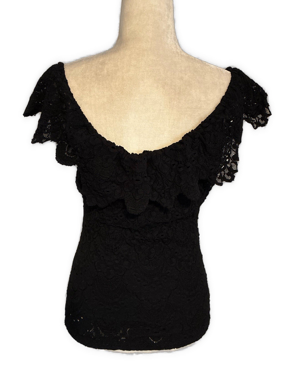 Nightcap Women’s Solid Black Lace Cold Shoulder N… - image 2