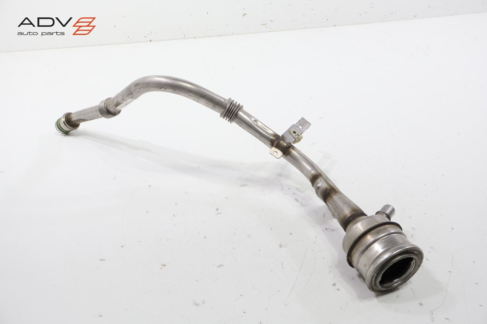2014 - 2020 BMW i8 I12 FUEL TANK FILLER NECK HOSE TUBE PIPE OEM