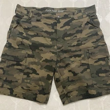 NWOT Duluth Trading Co Men's Flex Fire Hose Shorts 40 Woodland Camo Relaxed Fit