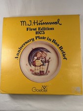Goebel M.J. HUMMEL First Edition Anniversary Plate 1975 STORMY WEATHER