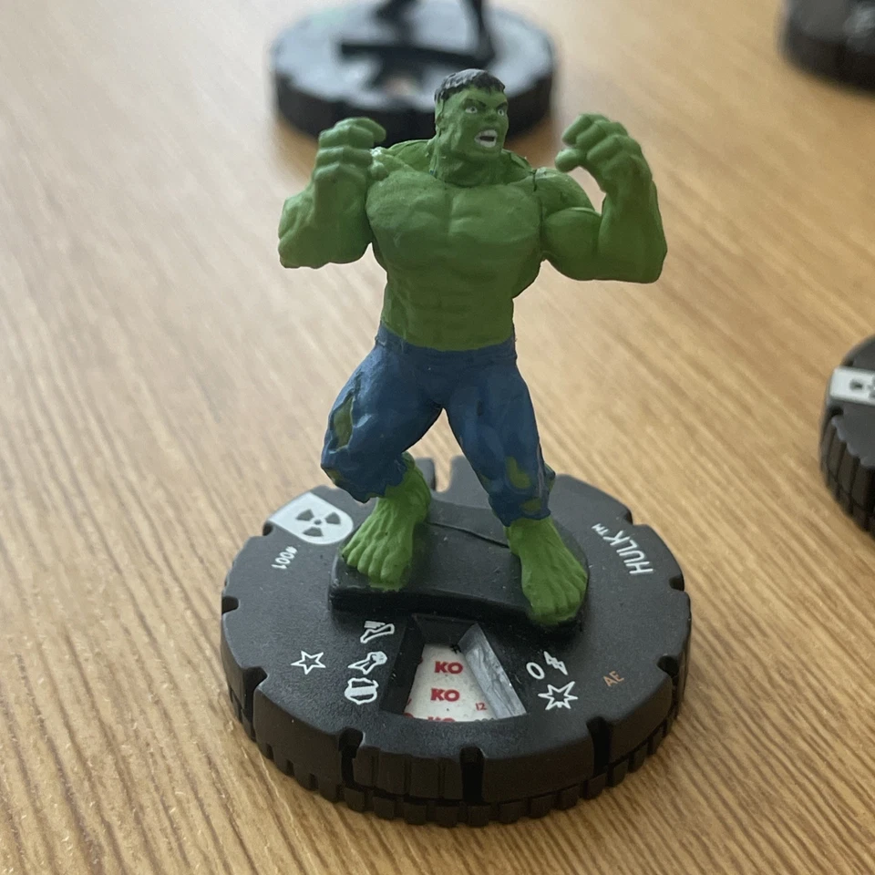 WizKids Heroclix Lot of 5 Marvel - Incredible Hulk - Punisher NECA 2011 - Image 3 of 4