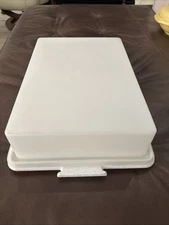 Tupperware Cupcake/Sheet Cake Carrier