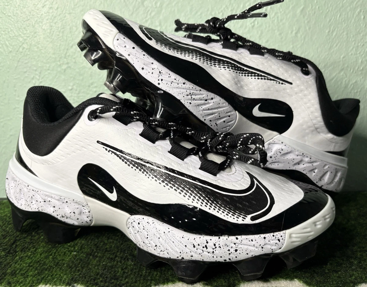 Nike White Baseball & Softball Shoes & Cleats for Men for  display picture 1