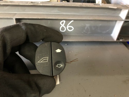 Ford Fiesta JH1 V 5 Schalter Fensterheberschalter vorne rechts  96FG14529AC