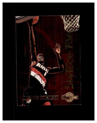 1994-95 SkyBox Premium SkyTech Force #SF24 Clifford Robinson Trail Blazers