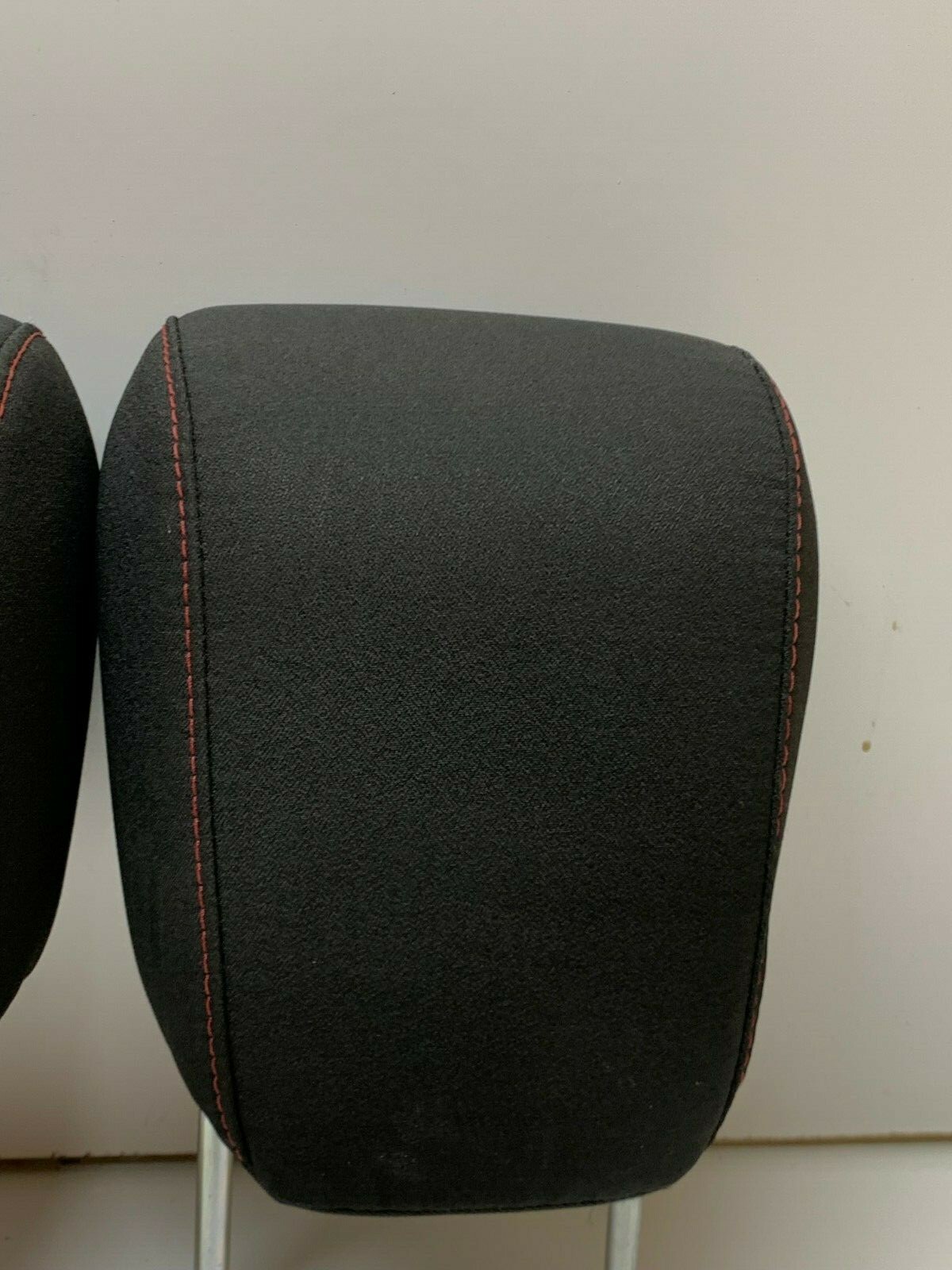 20102015 CHEVROLET EQUINOX LT REAR SEAT HEADREST HEAD REST SET PAIR