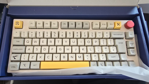 EPOMAKER TH80Pro 75% Hot Swap RGB 2.4Ghz/Bluetooth 5.0/Wired Mechanical Keyboard - Picture 8 of 8
