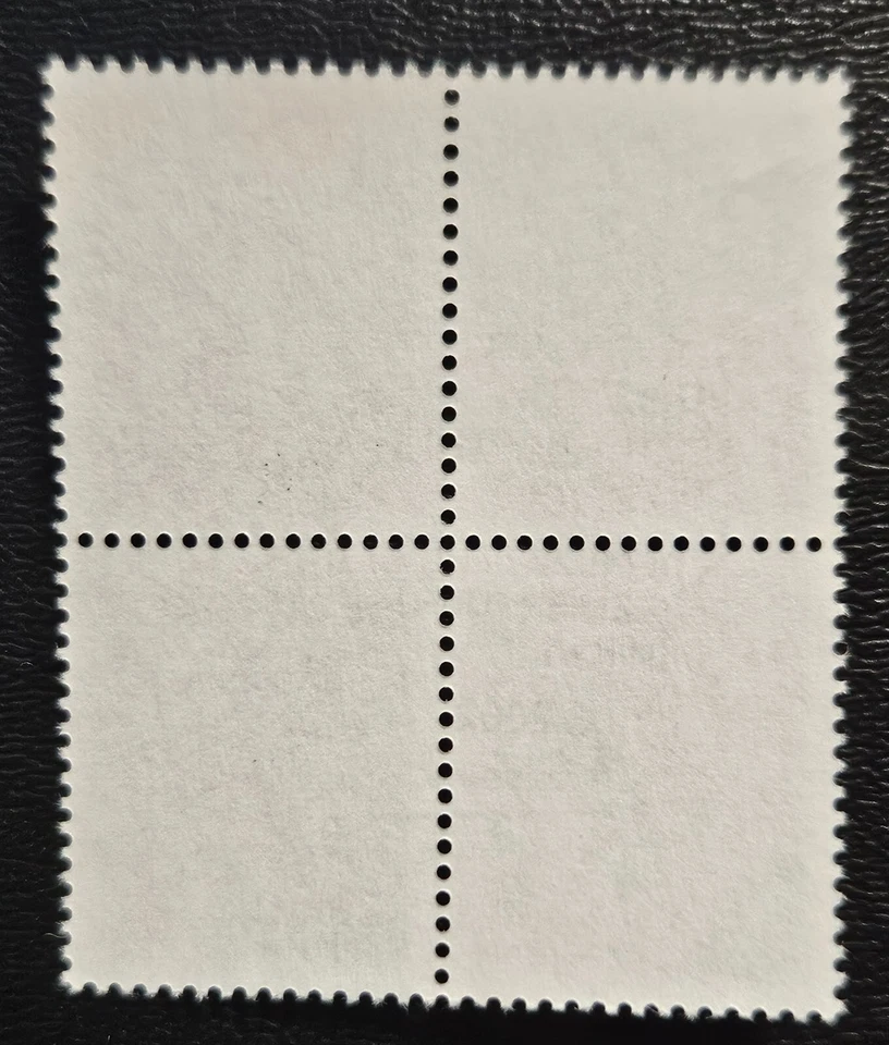 Ukraine 2002 #442 MNH Stamped Block 6th Standard Definitive Series Marigold - Image 2 of 2