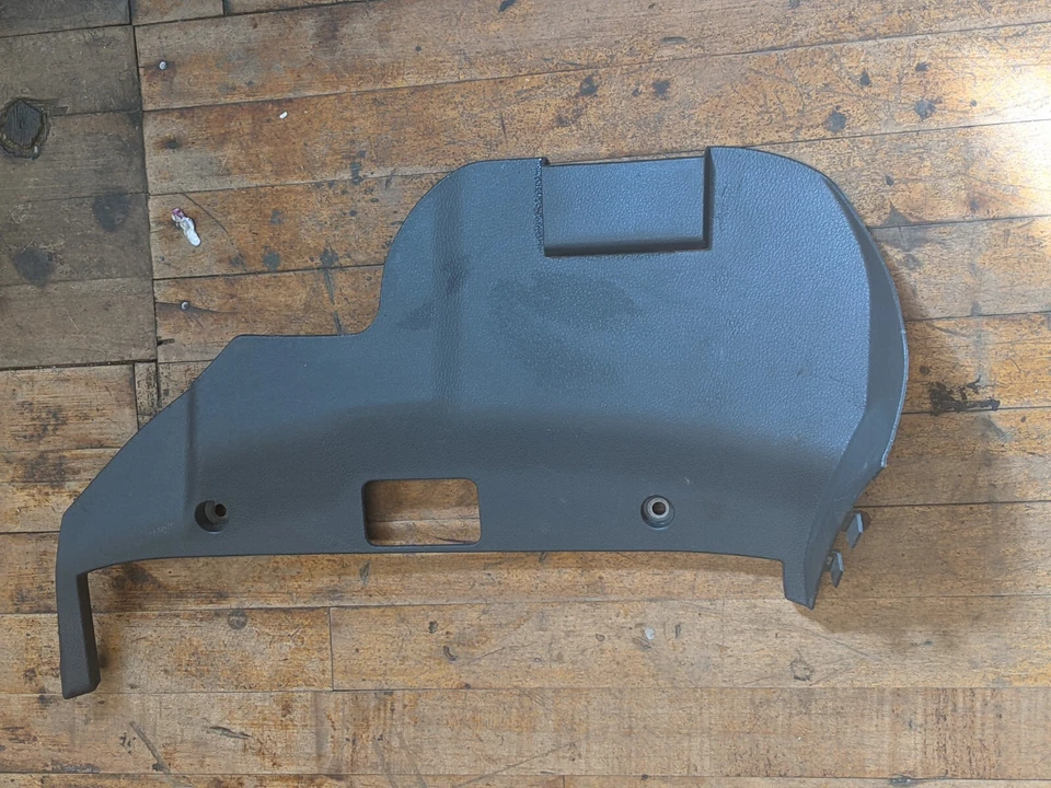 Volvo S60 2001-2004 delantero derecho lado del pasajero tablero inferior moldura panel de retroceso usado Foto 4 de 4