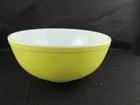 1940's Early Pyrex Primary Yellow Mixing Bowl U.S. PAT. OFF., T.M. REG.  4 Qt