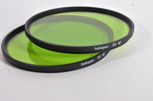 2 HELIOPAN ES 82 Green Filters - Picture 3 of 3