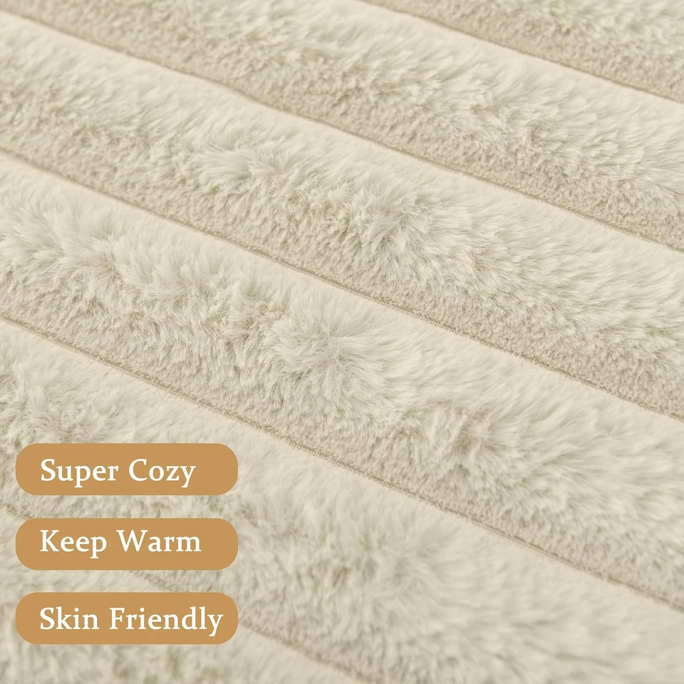 Manta beige de piel sintética para sofá, difusa acogedora suave cálida felpa a rayas Th... Foto 4 de 4