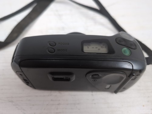 Pentax Zoom 90-WR 35mm Point-and-Shoot Camera, Tested - Picture 8 of 10