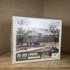 N Scale Kato 23-225 Wood 2-stall Engine House Kit Depot Yard Building Structures