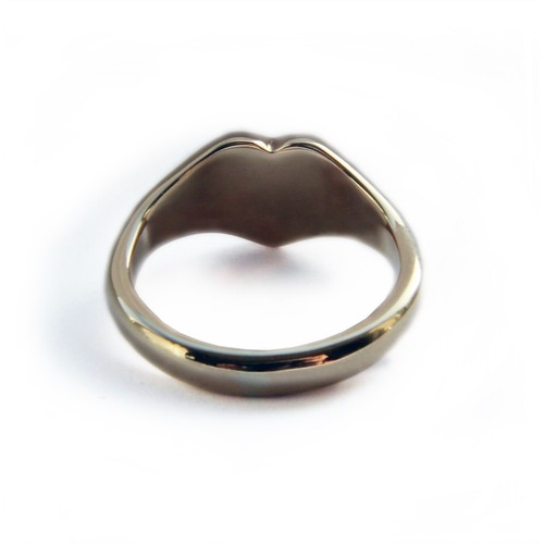 NEW 9ct Solid 375 Yellow Gold 9 x 9mm 4.8g Heart Signet Ring UK Hallmarked - Picture 2 of 5