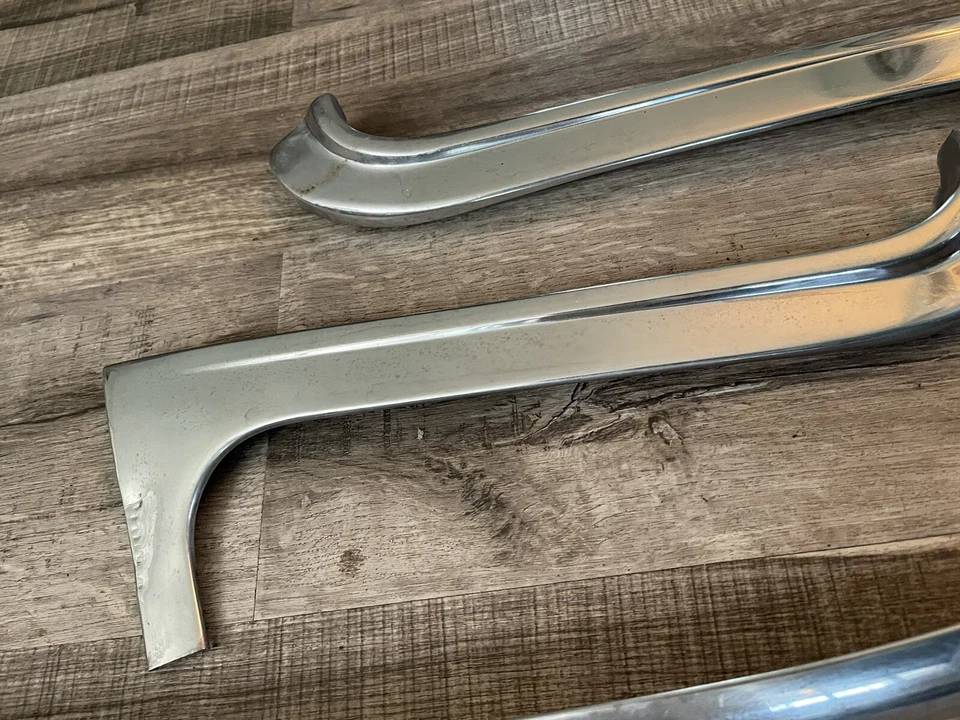 Ford Fairlane Galaxie Ranchero 1959 pilar moldura de parabrisas personalizada Foto 4 de 4