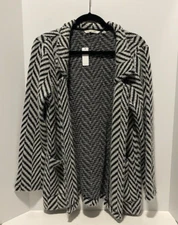 Soft Surroundings Black White Chevron Print Cardigan Sweater Women’s Small Soft