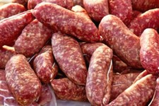 SAUCISSON de PORC AFFINÉ LONGUEMENT ITALIENNE SAUCISSES PRODUIT TYPIQUE ITALIEN