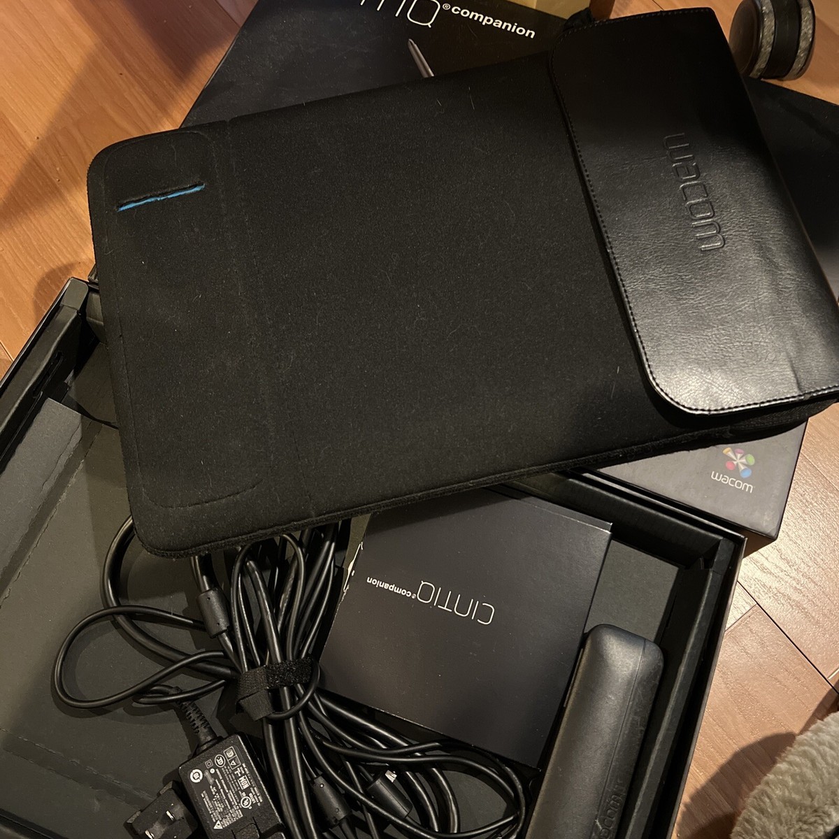 Wacom Cintiq Companion Professional Hybrid Artist Drawing Graphics