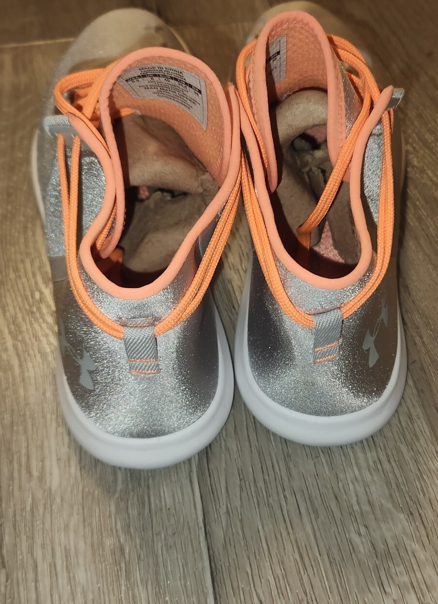 UNDER ARMOUR SPEEDFORM STUDIOLUX WOMEN'S ATHLETIC Sneakers SIZE 8.5 thumbnail 4