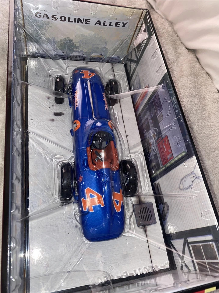 Carrusel 1 1955 Bill Vukovich Indianapolis 500 #4 Kurtis Kraft Roadster 1:18 Foto 2 de 4
