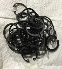 M30 Internal Retaining Rings D472 Phosphate Coated (50 Pcs)