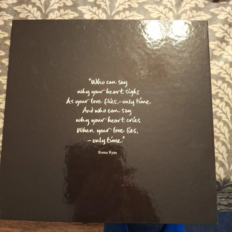 ENYA "THE VERY BEST OF ENYA" CD/DVD LTD EDITION 2009 NM (NO 12" VINYL) - Image 2 of 4