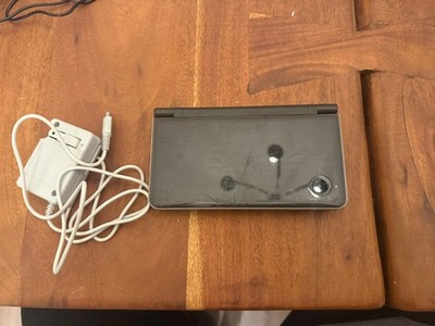 Nintendo UTL-001 DSi XL Bronze Handheld System - Bronze Tested - with Charger
