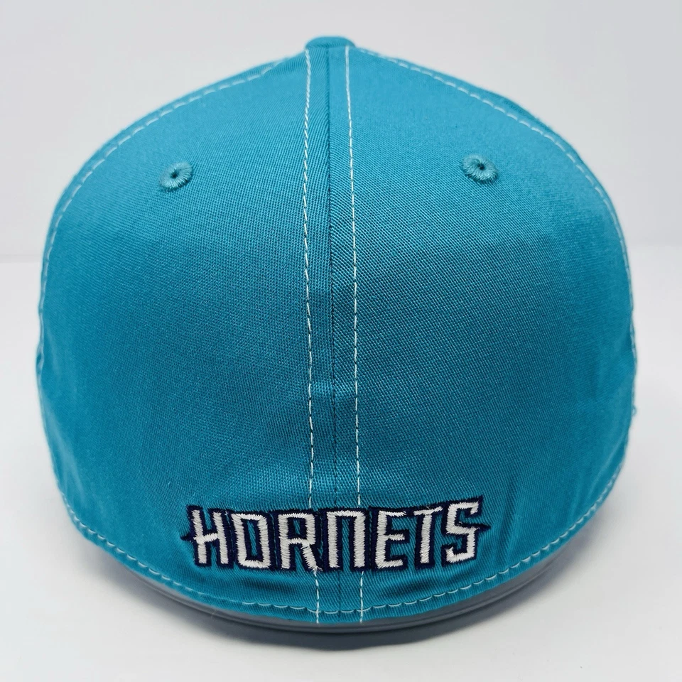 New Era 39THIRTY Charlotte Hornets Team Classic Mens Fitted Hat Cap Size M/L - Image 4 of 4
