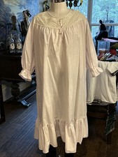 Vintage 1980 s Lindsey Blake Intimate Sz XL Pink Long Sleeve Nightgown Ruffled