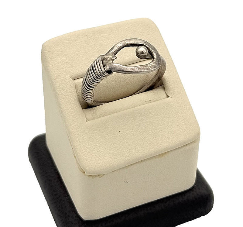 Taxco 925 Sterling Silver Hinged Ring - Size 10.25