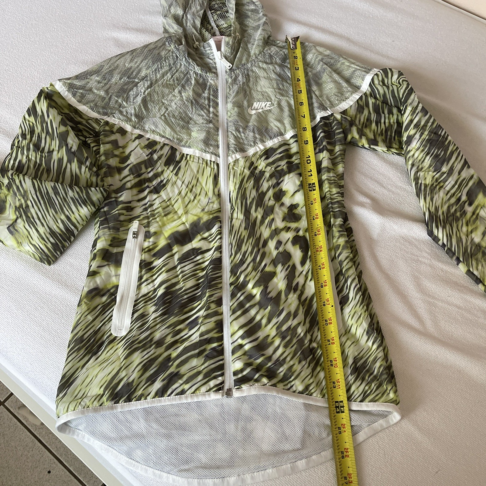 Nike Tech Hyperfuse Windrunner Jacket Size XS Lig… - image 8