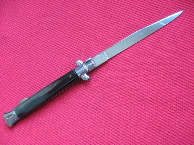 Vintage "ROSTFREI" 1960s/70s Italian 11" Manual Knife. - Image 2 of 4