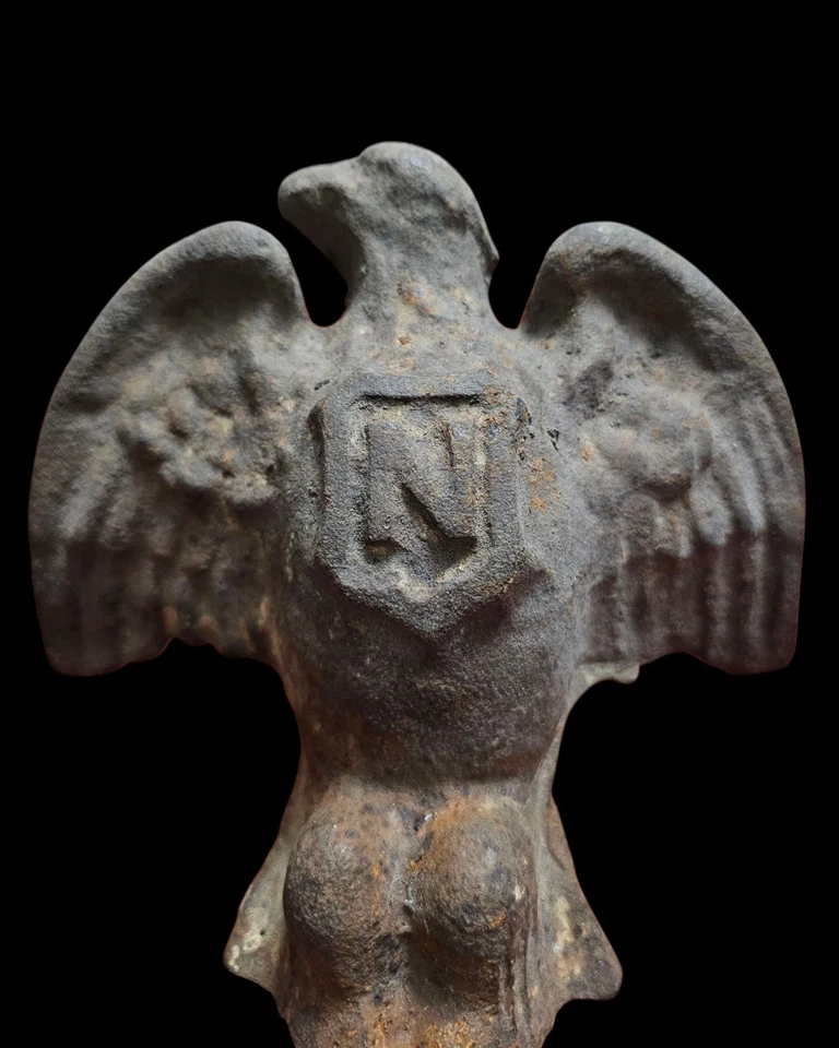 RARO ANTIGUO 8" HIERRO FUNDIDO ÁGUILA Y ESCUDO BAÑERA PIE JUEGO DE 3 Foto 2 de 4