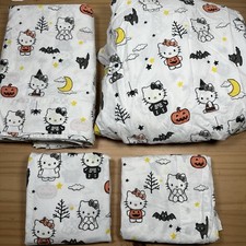 Pottery Barn Teen Hello Kitty Double Sheet Set Pre-Owned Halloween