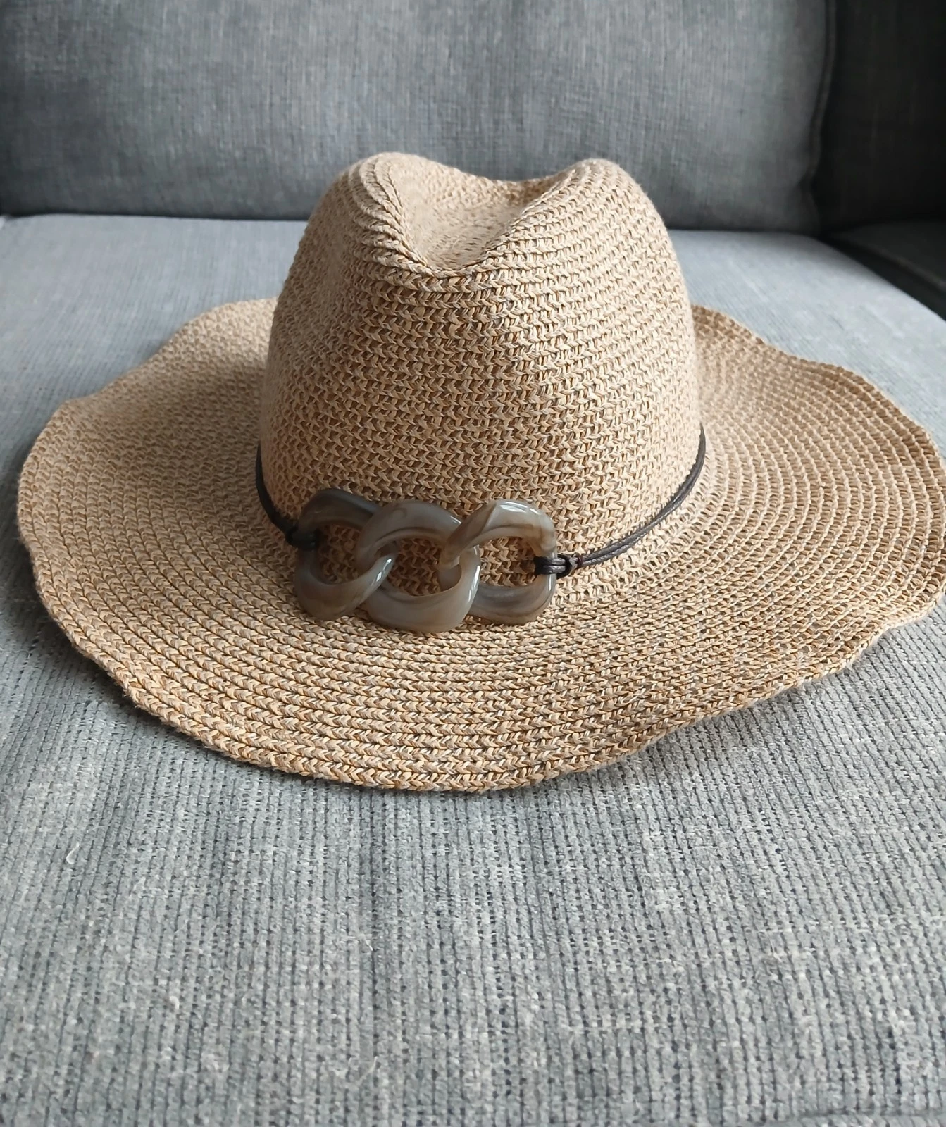 Wallaroo Hat Company Sierra Outback Sun Hat Jeweled EUC Bendable Adjustable